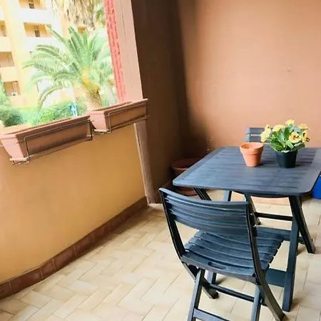 Zeus Apartment